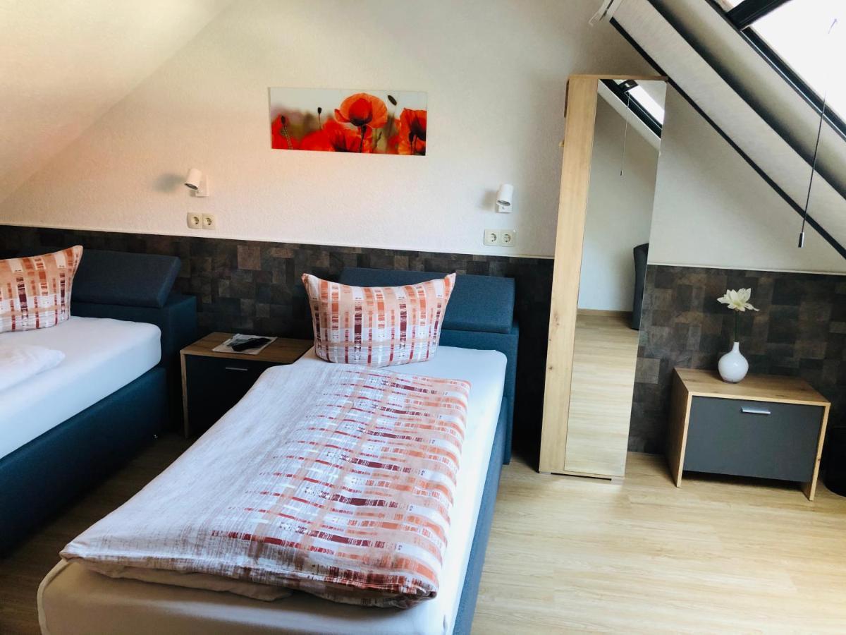 Pension "Tor Zum Rennsteig" Horschel Exteriör bild