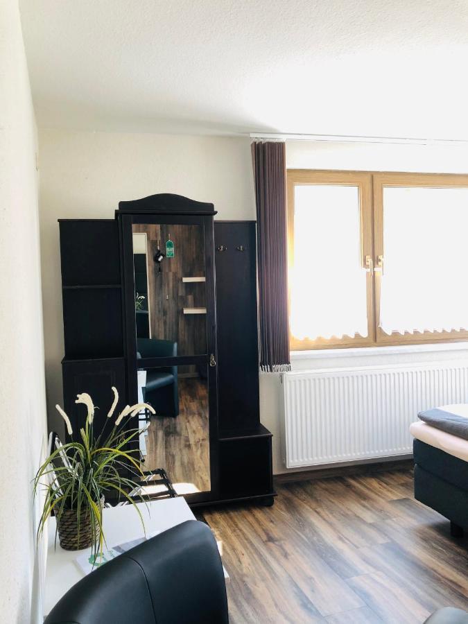 Pension "Tor Zum Rennsteig" Horschel Exteriör bild