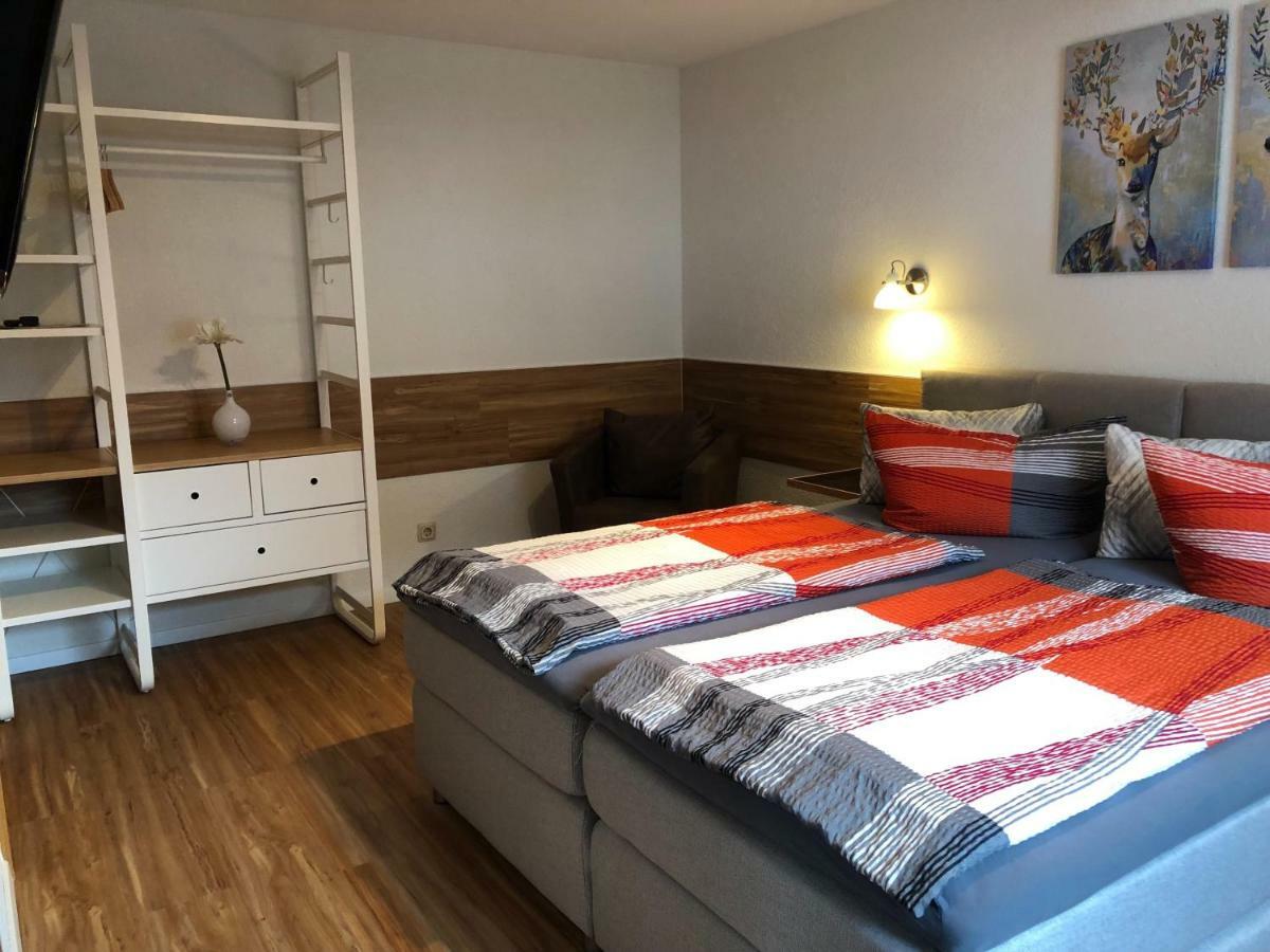 Pension "Tor Zum Rennsteig" Horschel Exteriör bild